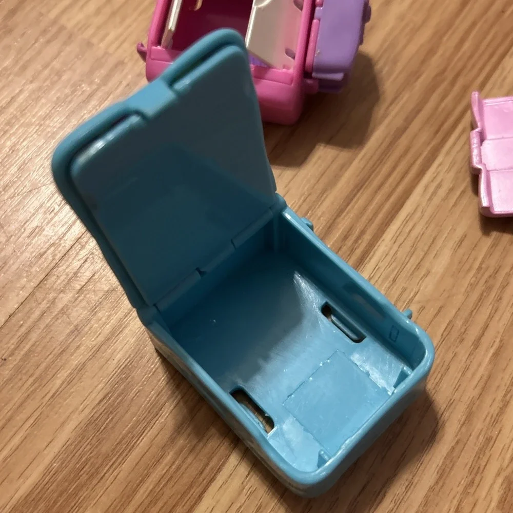 1997 Backpack Club Mini Backpacks Lot – Vintage Doll Accessories – 4 Pieces